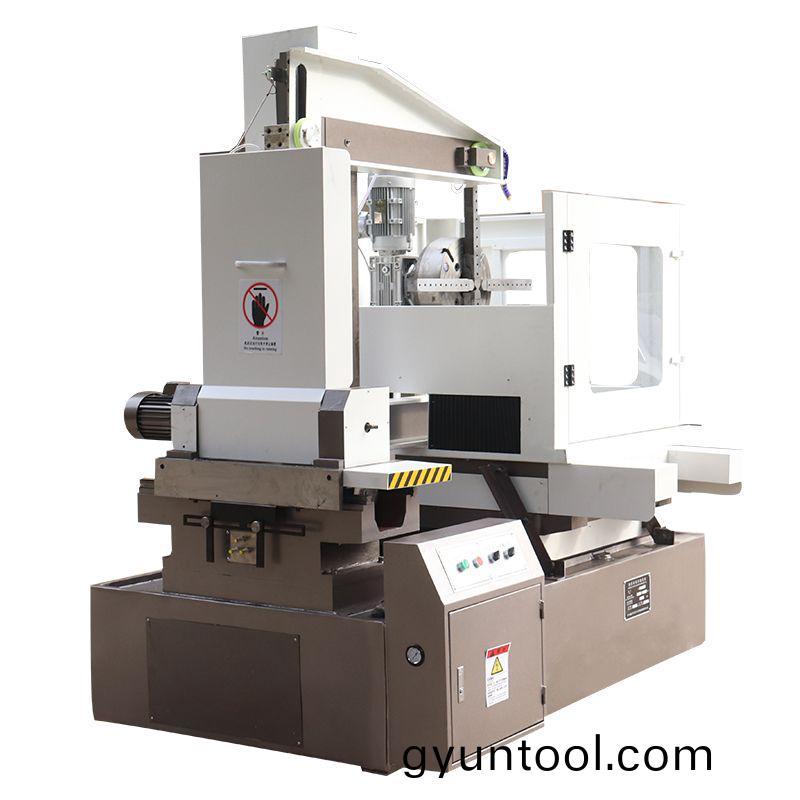 徃復式砂線切割(ge)機